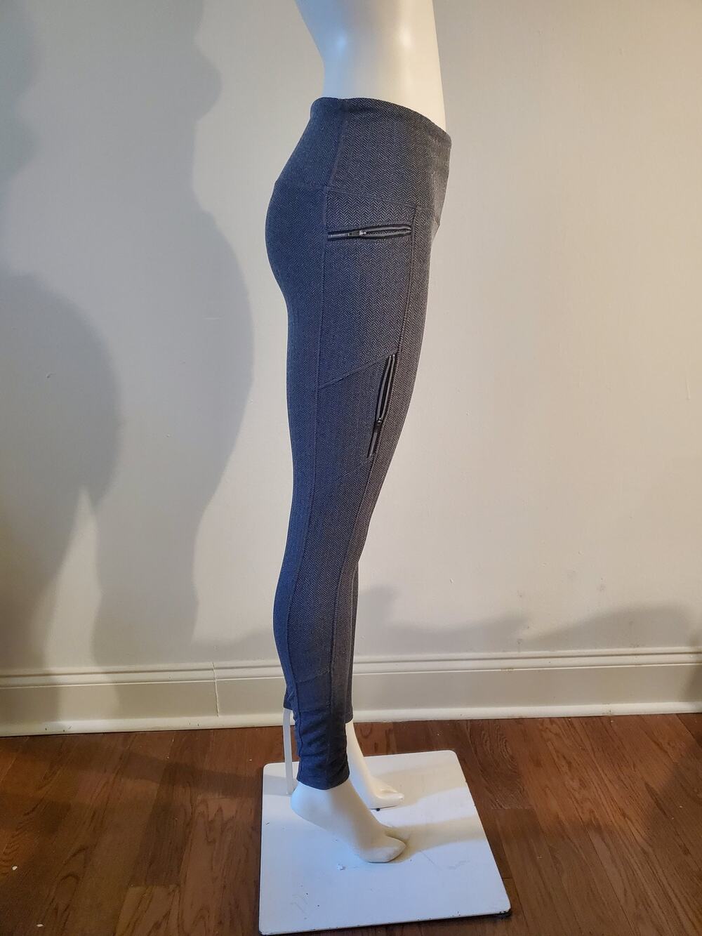 Athleta Womens High Rise Herringbone Zipper Pocket Leggings Charcoal Gray Size M